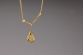 Handmade-Silver-Light-Bulb-gold-necklace-designs (4)